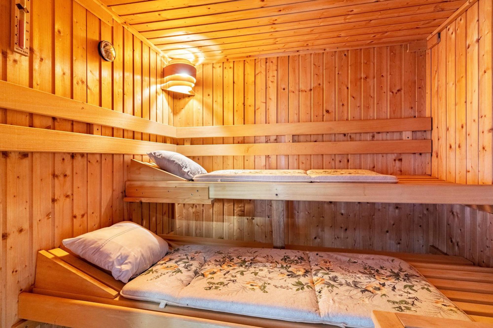 Ferienhaus Burghalde Mit Sauna Alpirsbach Luaran gambar